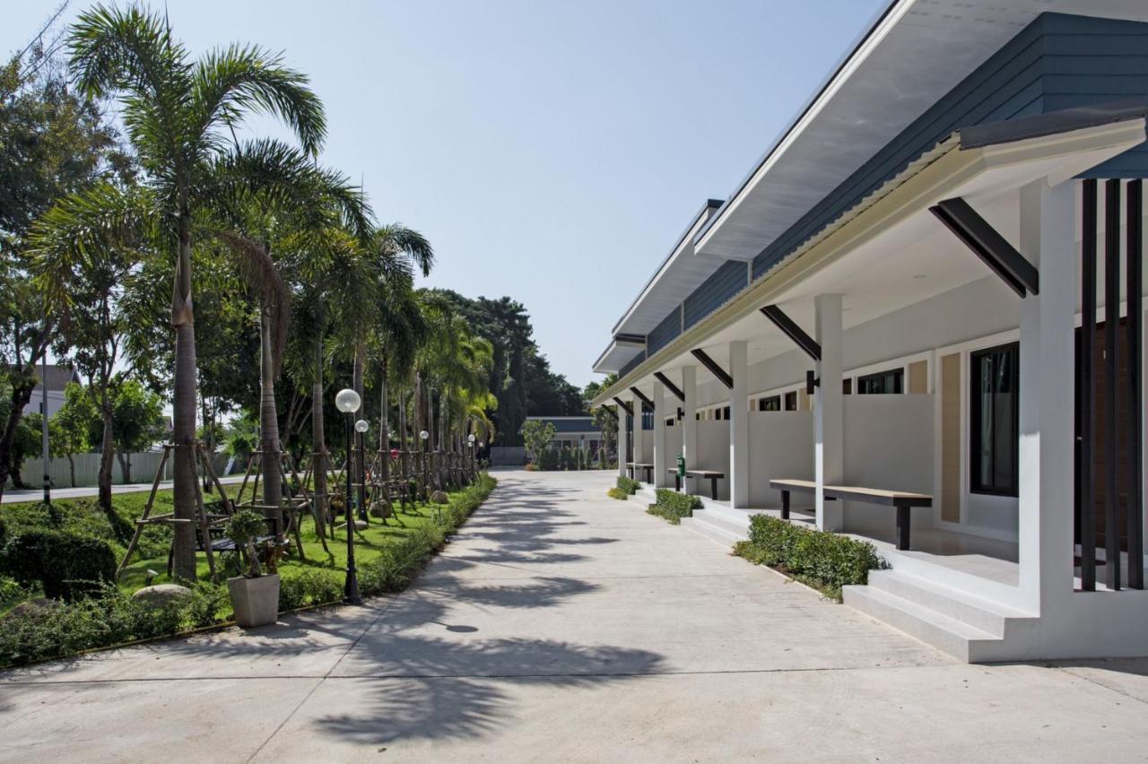 Srida Resort Lanna And Cafe チエンマイ エクステリア 写真